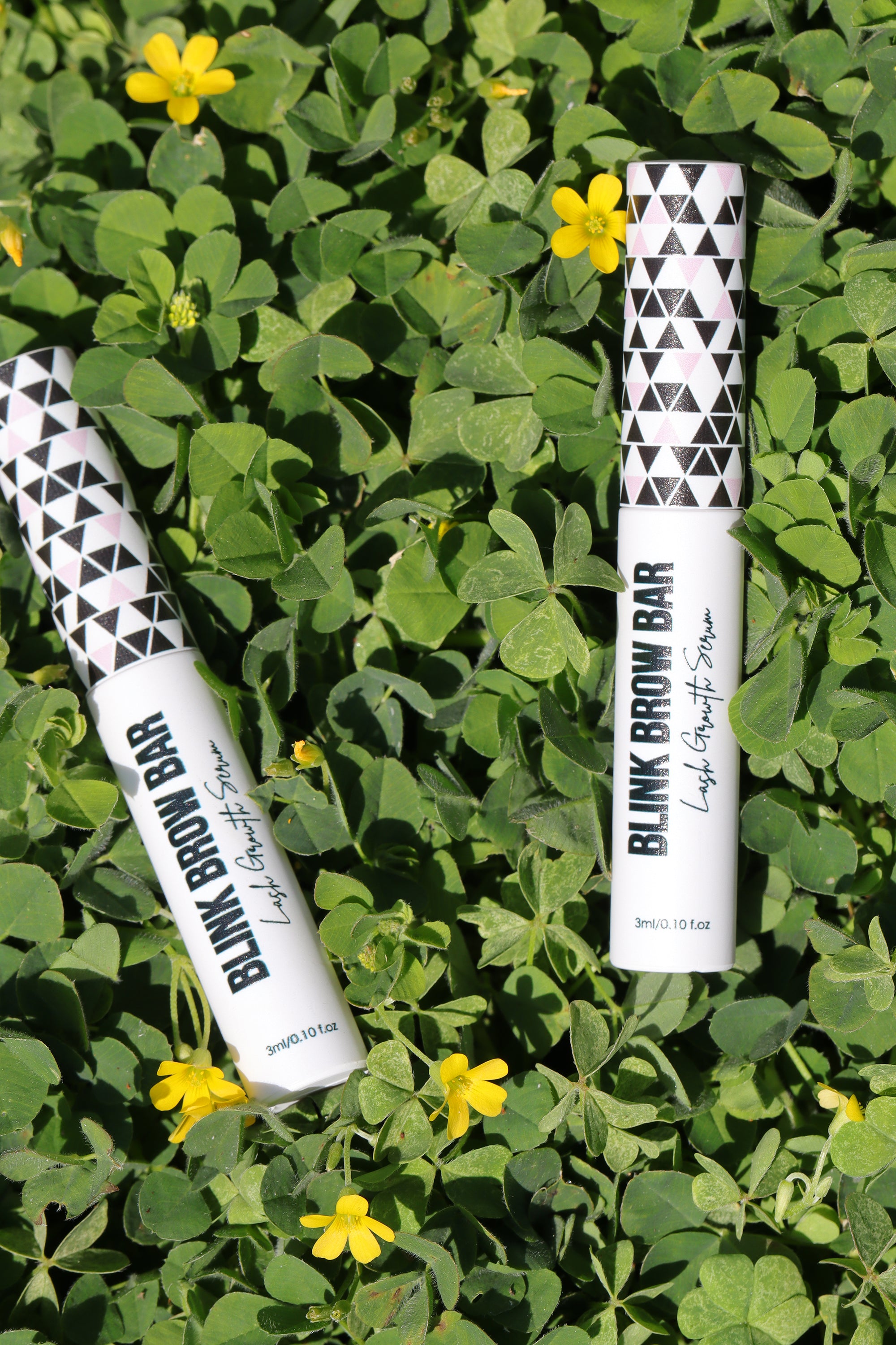 blink-brow-bar-lash-serums-on-grass-01.jpg