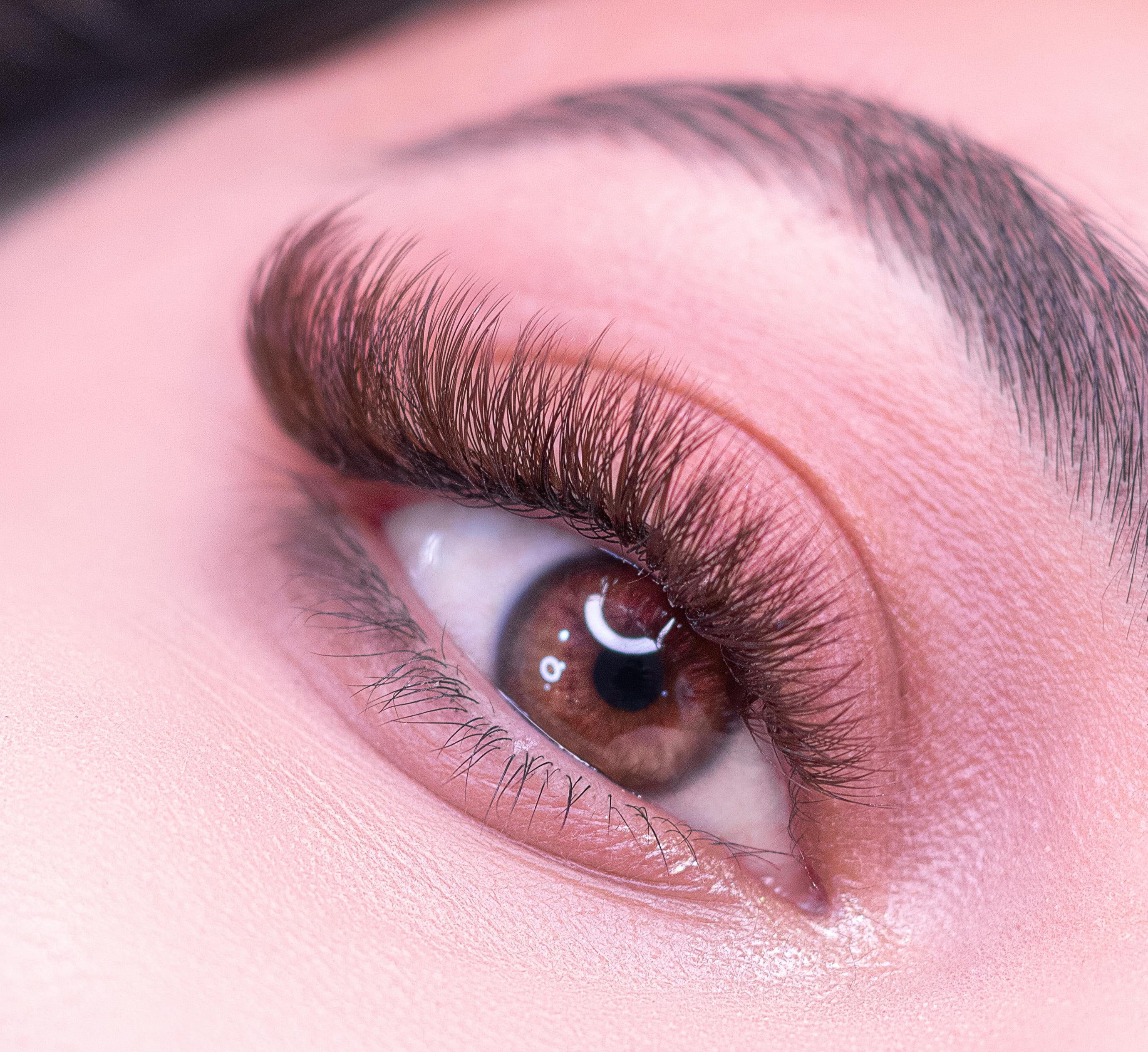 woman-eyelashes-resize.jpg